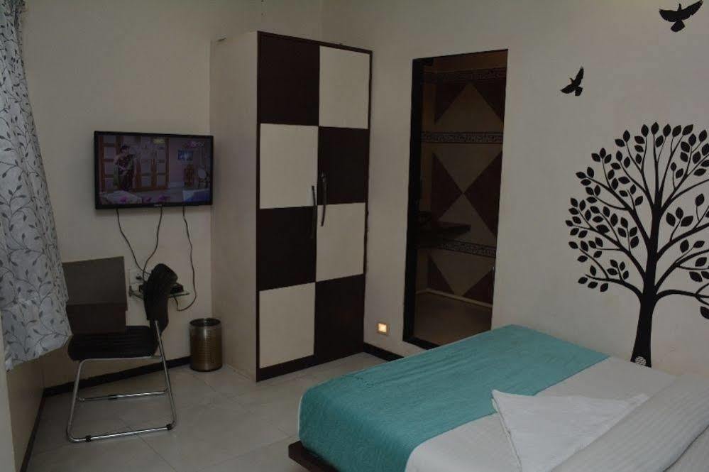 Hotel O Blue Pearl Residency Near Chhatrapati Shivaji International Airport Bombay Eksteriør billede